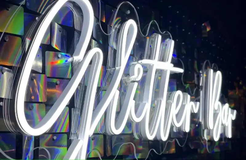 Glitter Bar · Imagen
