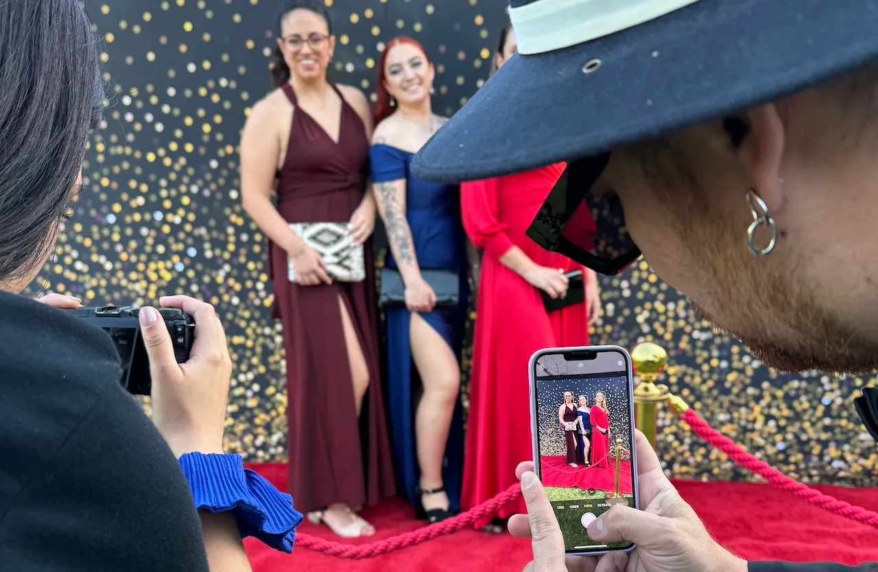 Step and Repeat · Imagen
