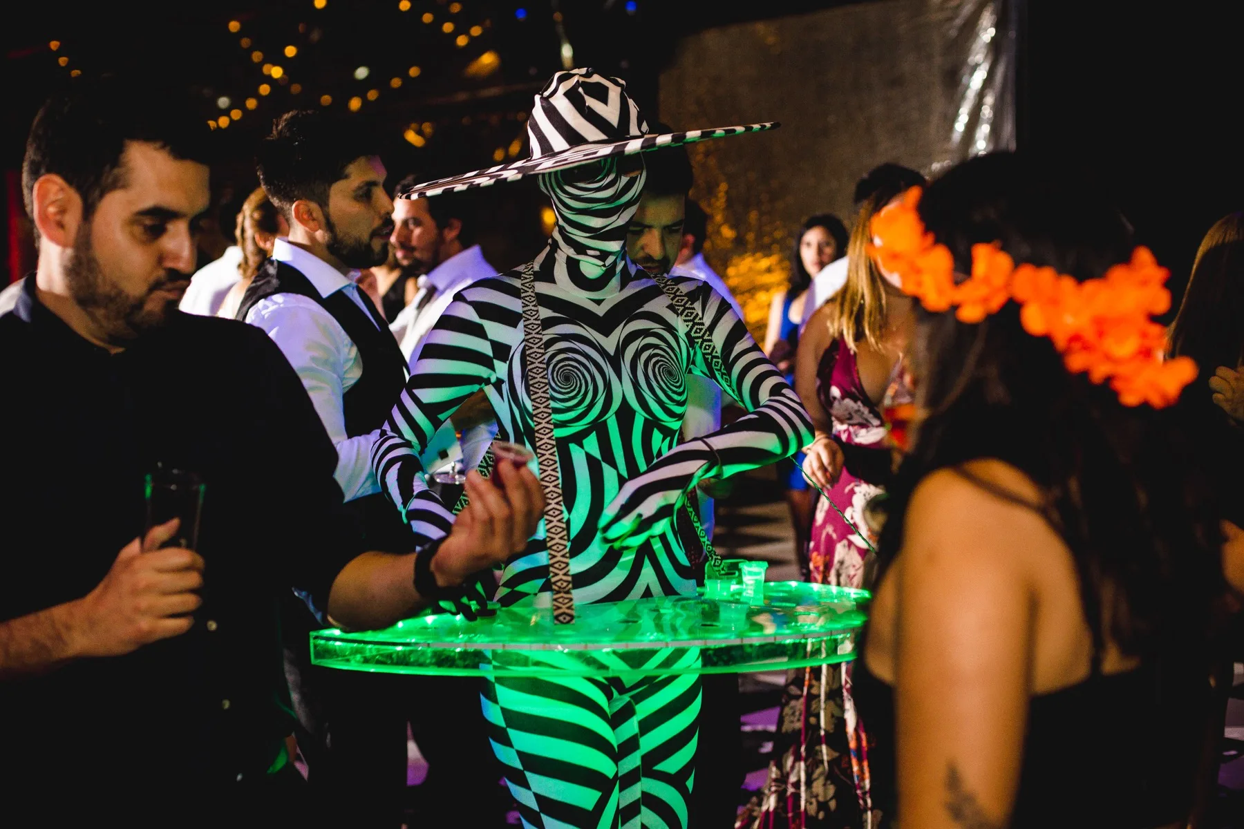 Bar Caleido de Stellar iluminado en verde